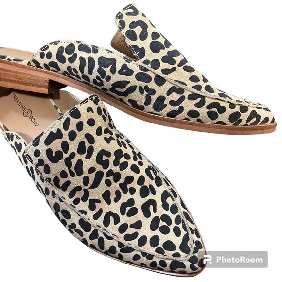 Treasure & Bond Cheetah Print Slip On Mules - Picture 6 of 8